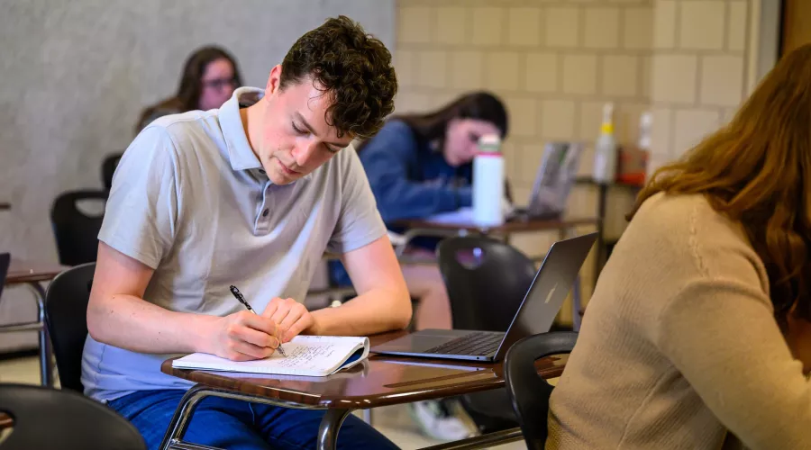 19th Century European Philosophy class held at Bingham Humanities.
